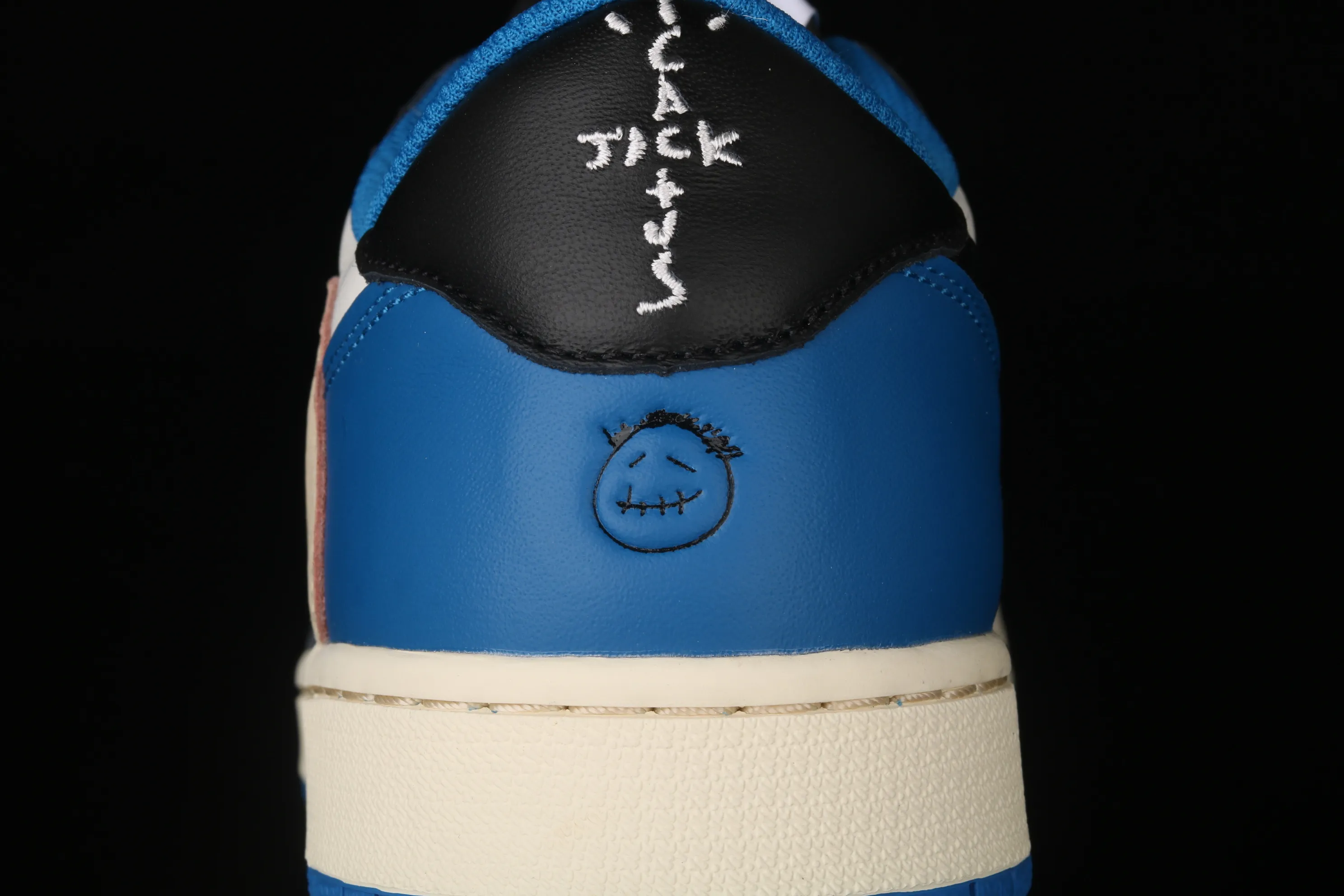All Categories Air Jordan Jordan Series Basketball Shoes Air Jordan 1 Low Pure Original Version Travis Scott x Air Jordan 1 High OG AJ1 Lightning Undercut Low DM7866-140